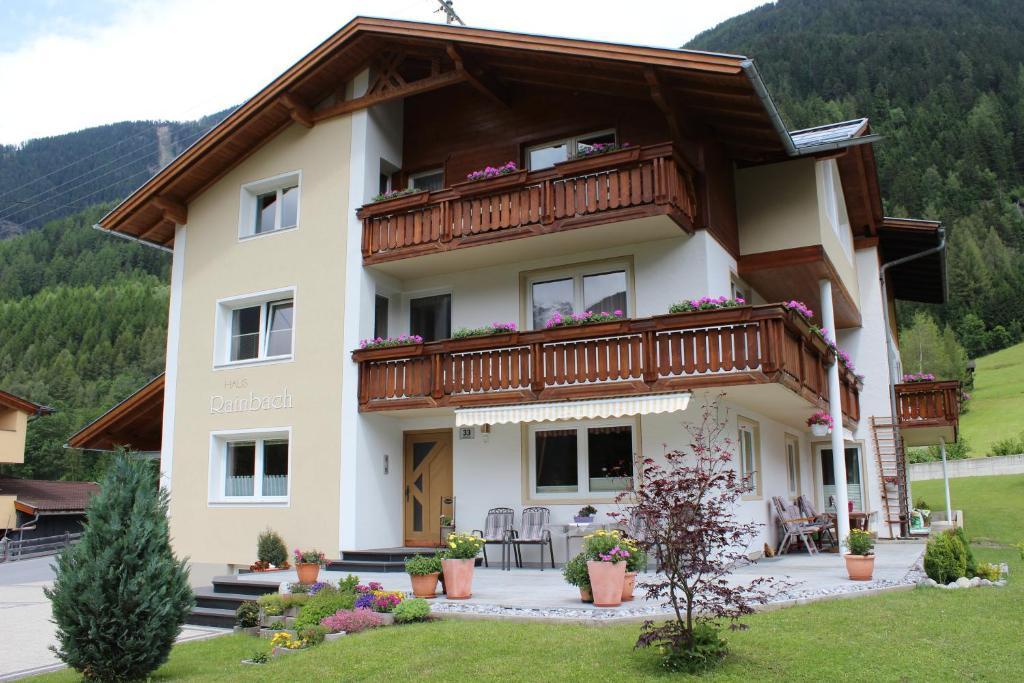 Haus Rainbach Hotel Umhausen Exterior photo